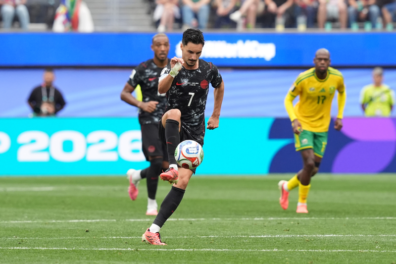 Un gol agónico de Eustaquio mete a Canadá en octavos de final