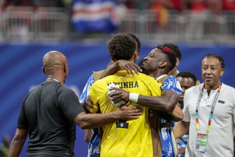 ATLANTA (ESTADOS UNIDOS), 15/06/2026.- Los jugadores de Cabo Verde celebran el empate a 0 ante España tras el partido del grupo H del Mundial 2026, este lunes en el Estadio Atlanta. EFE/ Lavandeira Jr