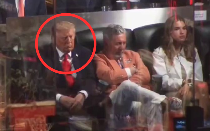 Donald Trump se queda dormido en las Finales de la NBA. Captura de pantalla.