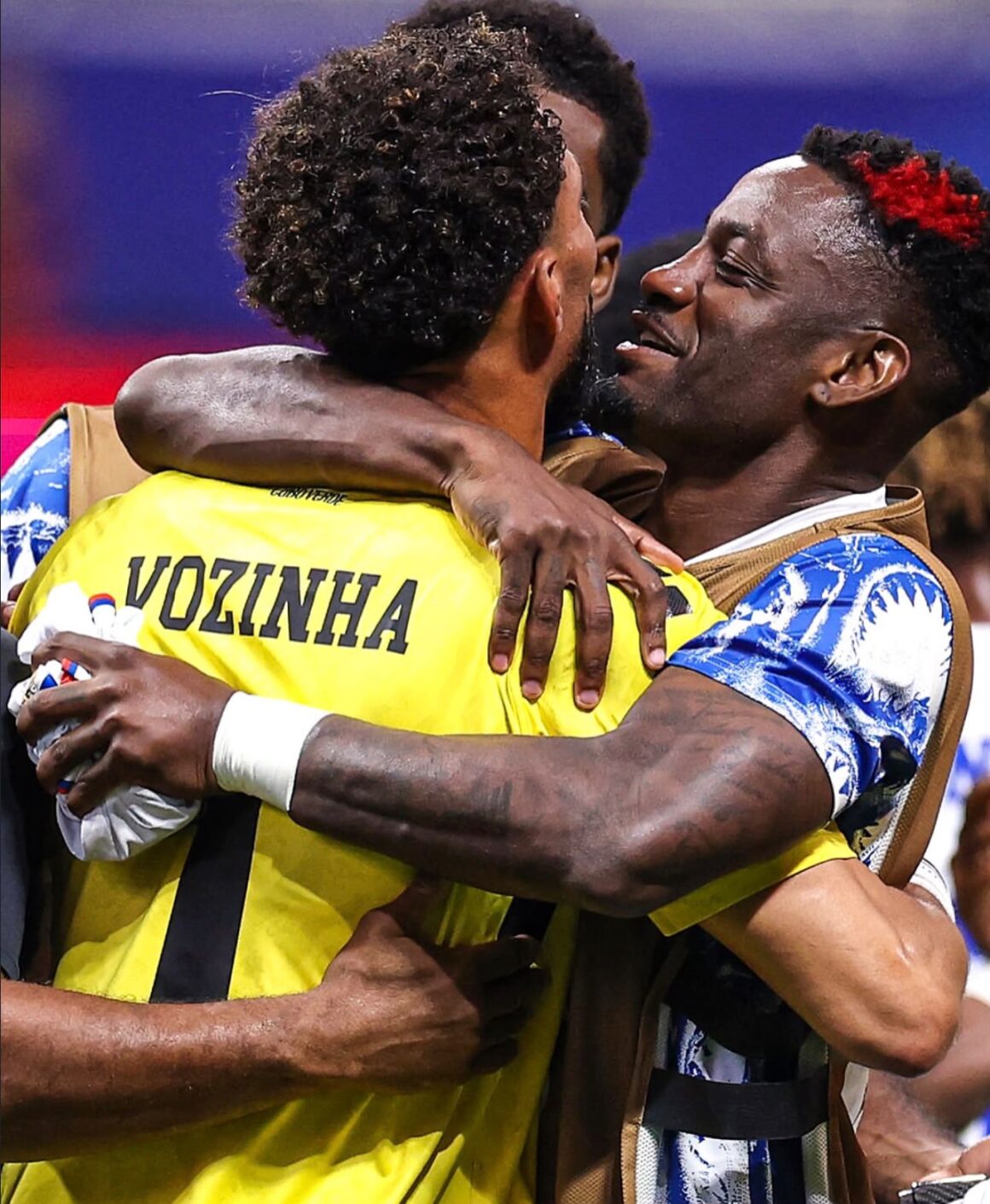 Estados Unidos ayuda a madre de Vozinha para el Mundial Estados Unidos ayuda a madre de Vozinha para el Mundial