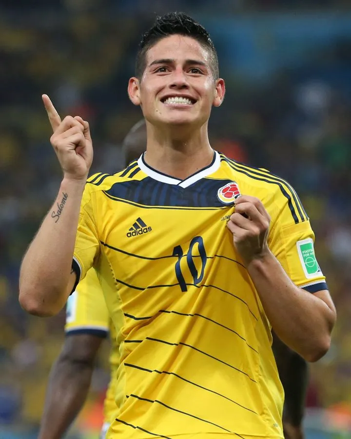 James Rodríguez celebrando su gol ante Uruguay. Foto: EFE
