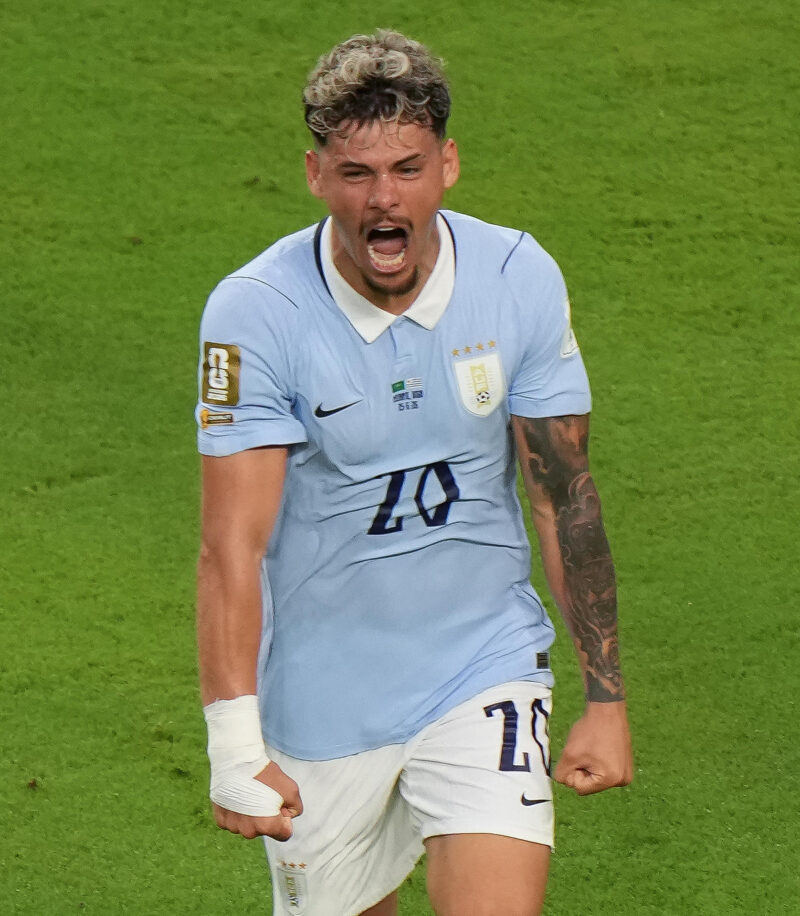 Así queda el palmarés de los Mundiales después de victoria de España Maxi Araújo, la apuesta de Marcelo Bielsa, el as que necesita Uruguay en la partida decisiva contra España. EFE/ Alberto Boal