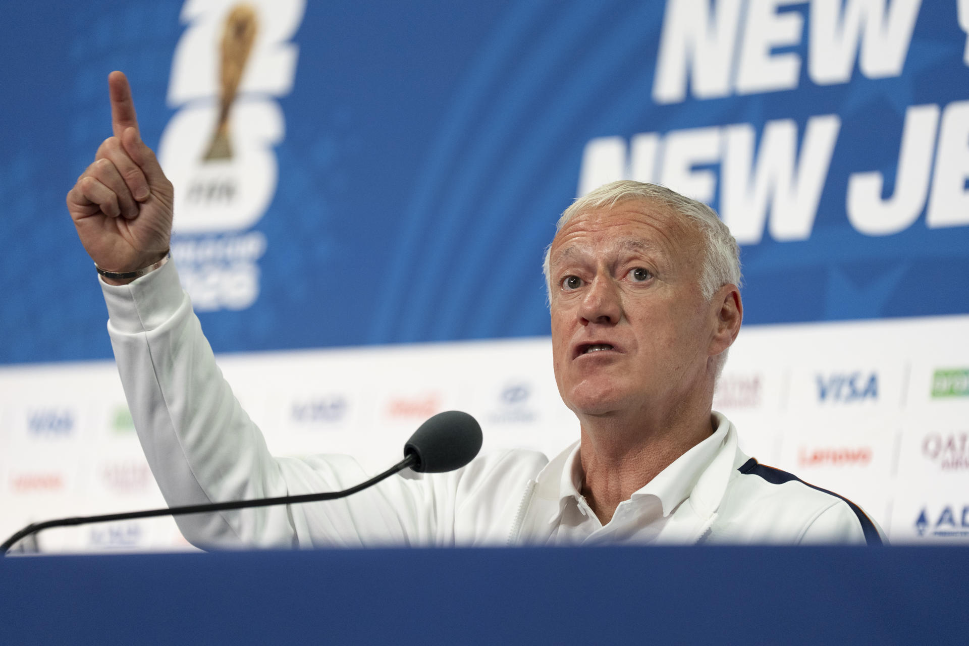 El seleccionador de Francia, Didier Deschamps en el East Rutherford, New Jersey, Estados Unidos.. EFE/Ángel Colmenares