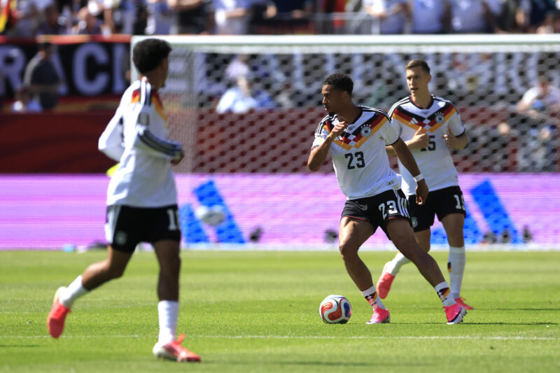 Felix Nmecha (c) de Alemania controla el balón en un partido del grupo E del Mundial de la FIFA 2026 entre Alemania y Costa de Marfil en el estadio BMO en Toronto (Canadá). Imagen de archivo. EFE/ Bienvenido Velasco