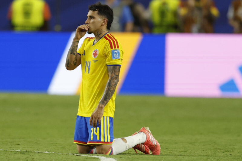 Gustavo Puerta, jugador de Colombia, al final del partido con Portugal en el estadio Hard Rock de Miami. EFE/Alberto Estevez