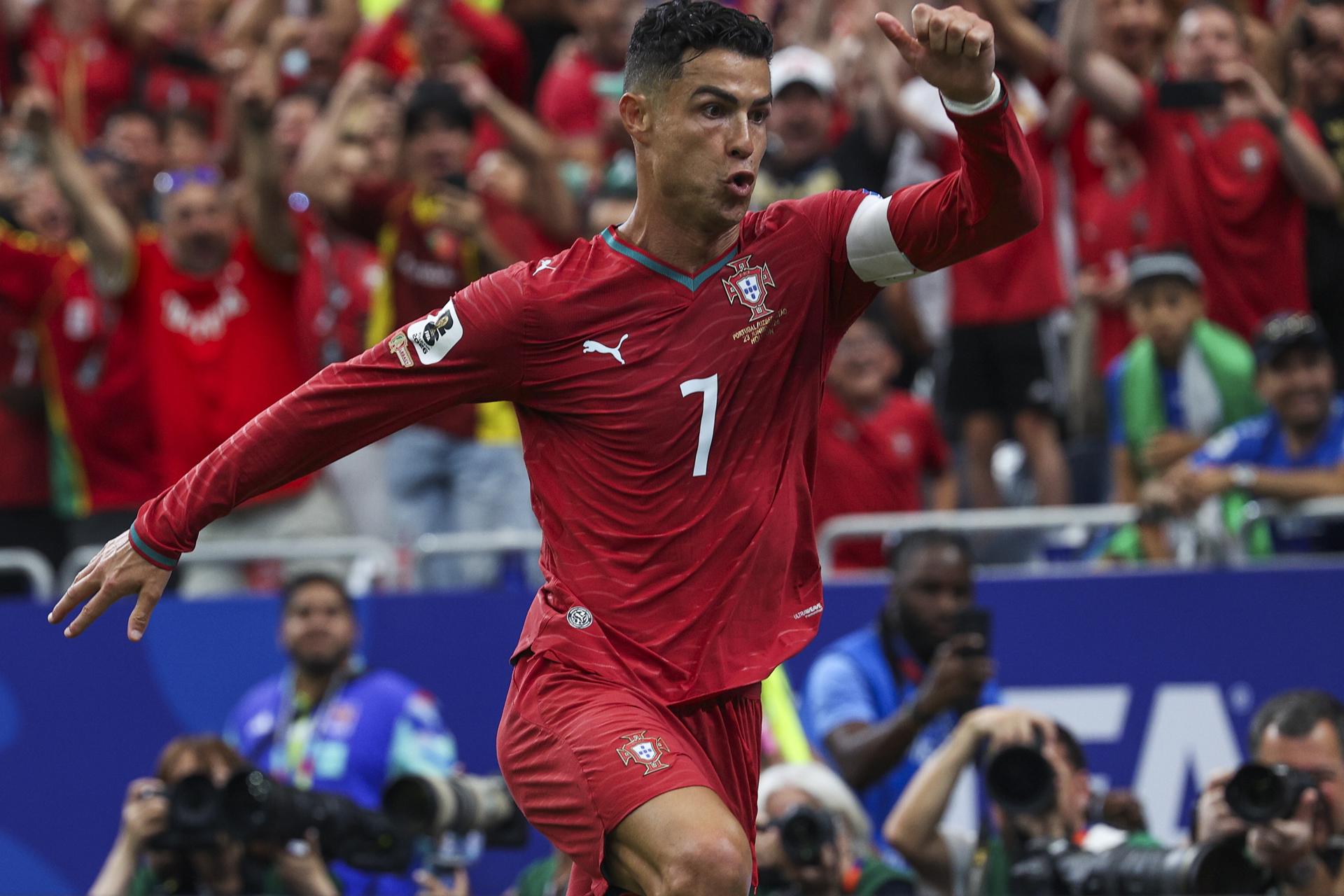 El portugués Cristiano Ronaldo celebra un gol ante Uzbekistán durante el partido de fútbol de la Copa Mundial de la FIFA 2026. EFE/EPA/MIGUEL A. LOPES