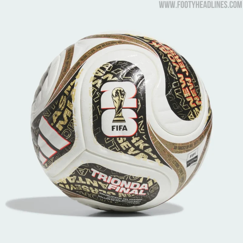FOTOS El balón especial que se utilizará en la final del Mundial 2026 Balón "Trinda Final". FootyHeadlines.