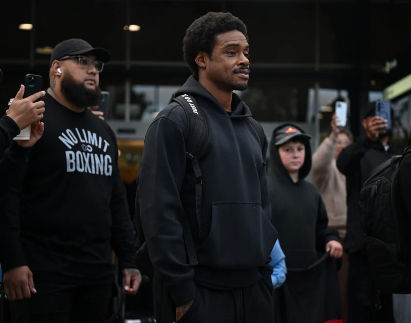 Errol Spence Jr. en su llegada a Australia. FOTO: No Limit Boxing
