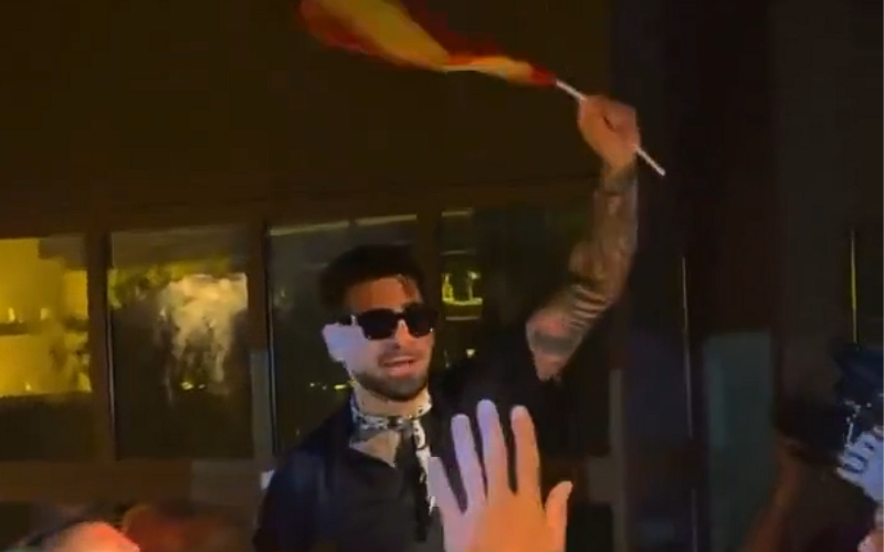 Ilia Topuria celebrando el Mundial de España. Captura de pantalla.