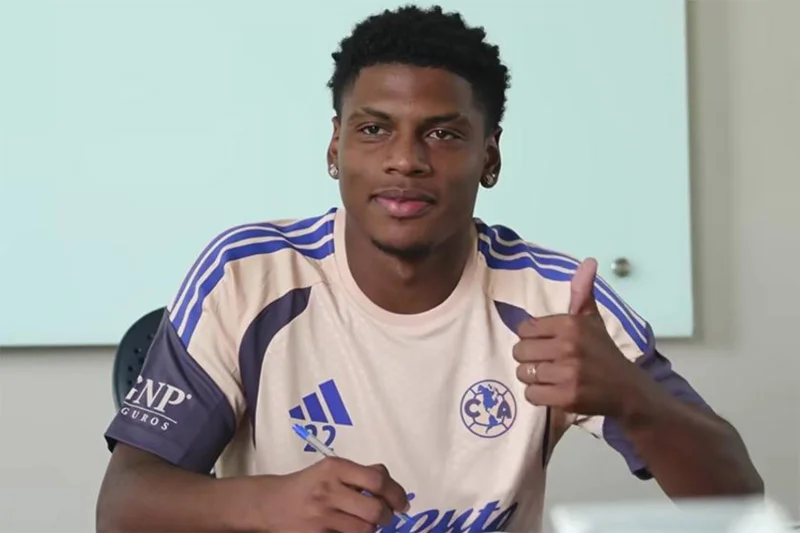 Óscar Perea, nuevo delantero del Club América