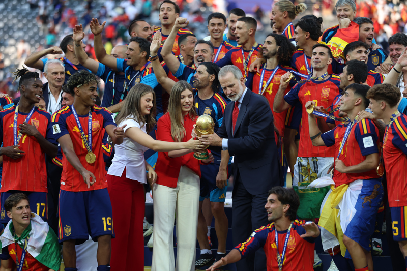 España la vigente CAMPEONA DE TODO el fútbol mundial