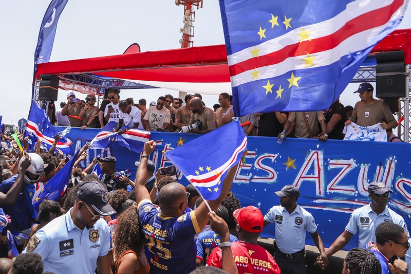 ¡Héroes nacionales! Cabo Verde regresa a casa tras su gran Mundial