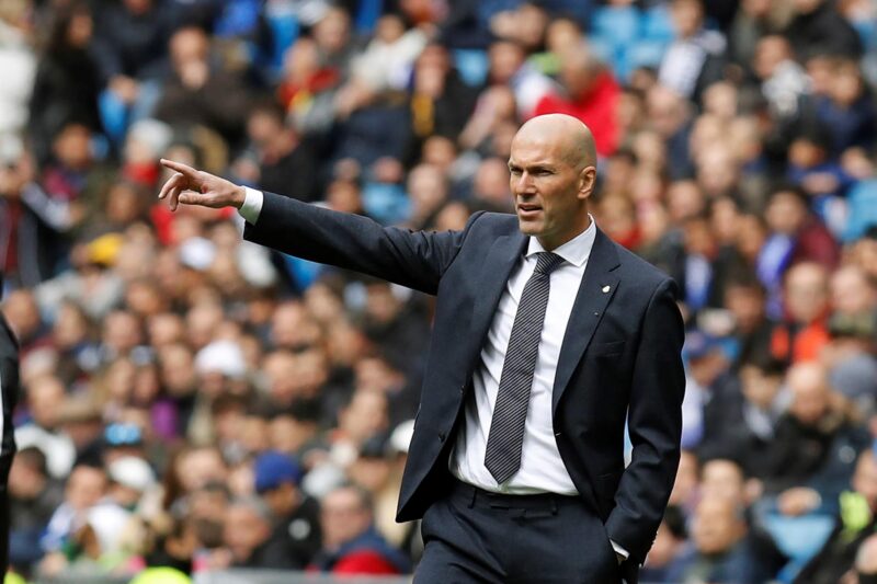Fotografía del 6 de abril de 2019, en la que puede verse al francés Zinedine Zidane, cuando estaba al frente del banquillo del Real Madrid, durante un partido. EFE/Juan Carlos Hidalgo