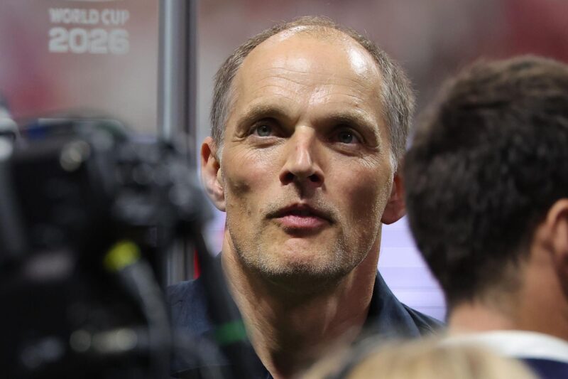 El seleccionador de Inglaterra, Thomas Tuchel, afirmó este miércoles que sus pupilos pueden afrontar dificultades con los 2.240 metros de altitud Ciudad de México, donde enfrentarán al Tri en los octavos de final del Mundial, y en cuyo estadio, el Azteca, hace 40 años Diego Armando Maradona dejó a los Tres Leones en la cuneta con dos goles antológicos. EFE/EPA/CRISTOBAL HERRERA-ULASHKEVICH