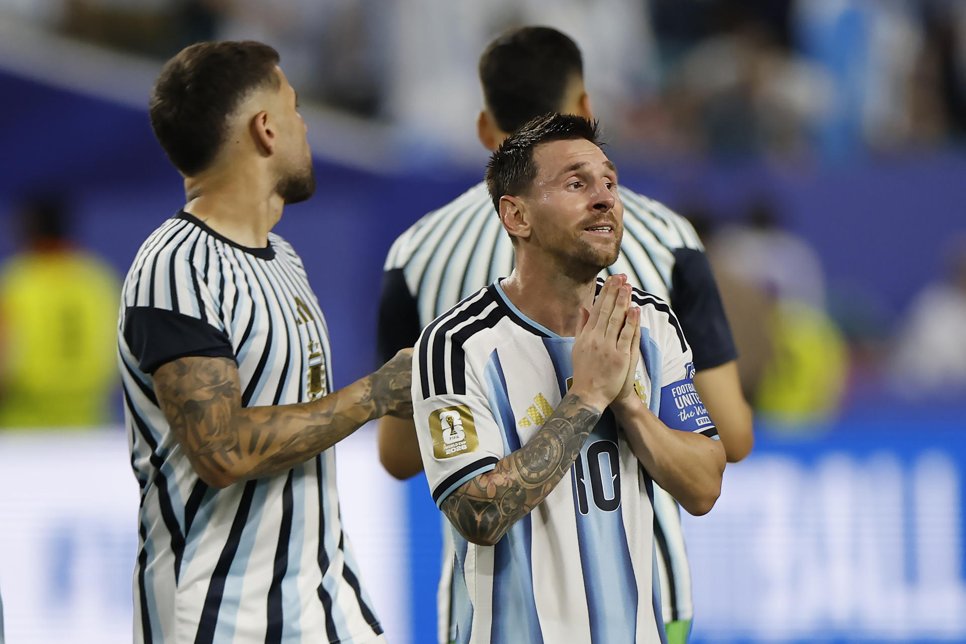 Lionel Messi, de Argentina, reacciona este viernes, al finalizar un partido del Mundial de la FIFA 2026 entre Argentina y Cabo Verde en el estadio Hard Rock en Miami (Estados Unidos). EFE/ Alberto Estevez
