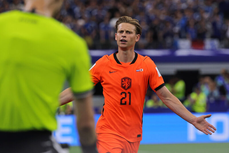El jugador del Barcelona Frenkie de Jong en un partido del Mundial 2026 con su selección, Países Bajos. EFE/ Kenneth Fernandez