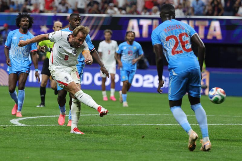Este es el plan de Inglaterra para combatir la altura en México El jugador inglés Harry Kane marca el gol de la ventaja (2-1) durante el partido de la Copa Mundial de la FIFA 2026 entre Inglaterra y la República Democrática del Congo, en Atlanta, EE.UU. EFE/EPA/CRISTOBAL HERRERA-ULASHKEVICH