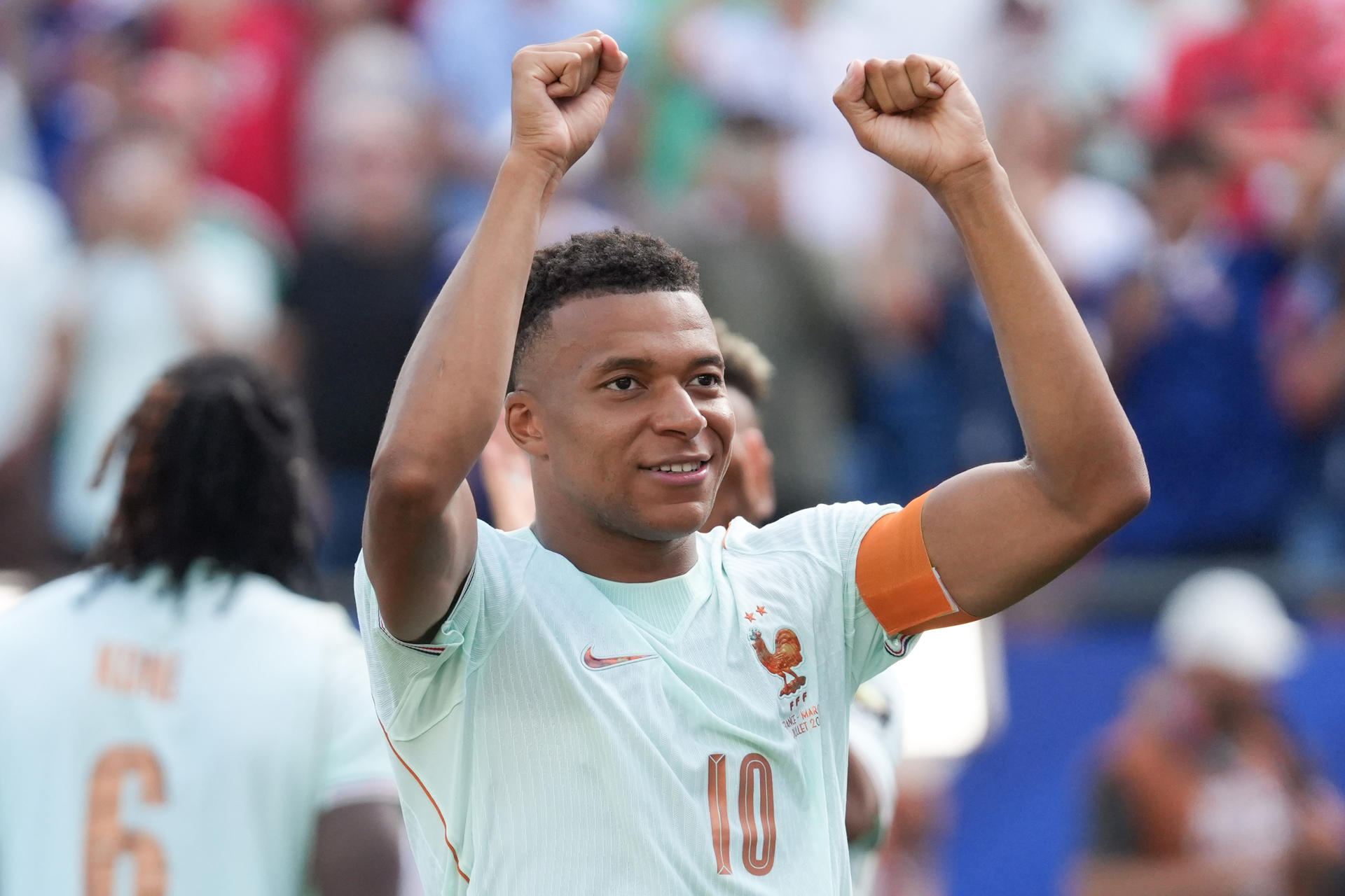Kylian Mbappe de Francia celebra este jueves, al finalizar el partido de cuartos de final del Mundial de la FIFA 2026 entre Francia y Marruecos en el estadio Gillette en Foxborough (Estados Unidos). EFE/ Ángel Colmenares
