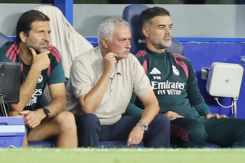 Carlos Espí rescata al Real Madrid en el 90' para vencer al Espanyol Carlos Espí rescata al Real Madrid en el 90' para vencer al Espanyol