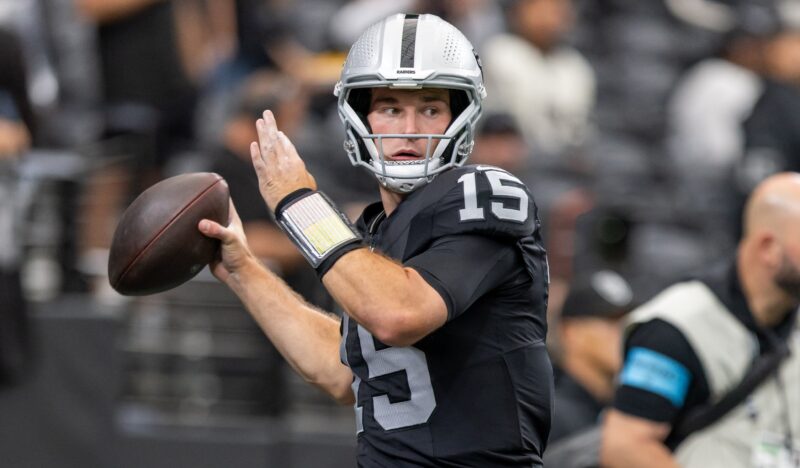 Fernando Mendoza y unos números superlativos en su debut con Raiders