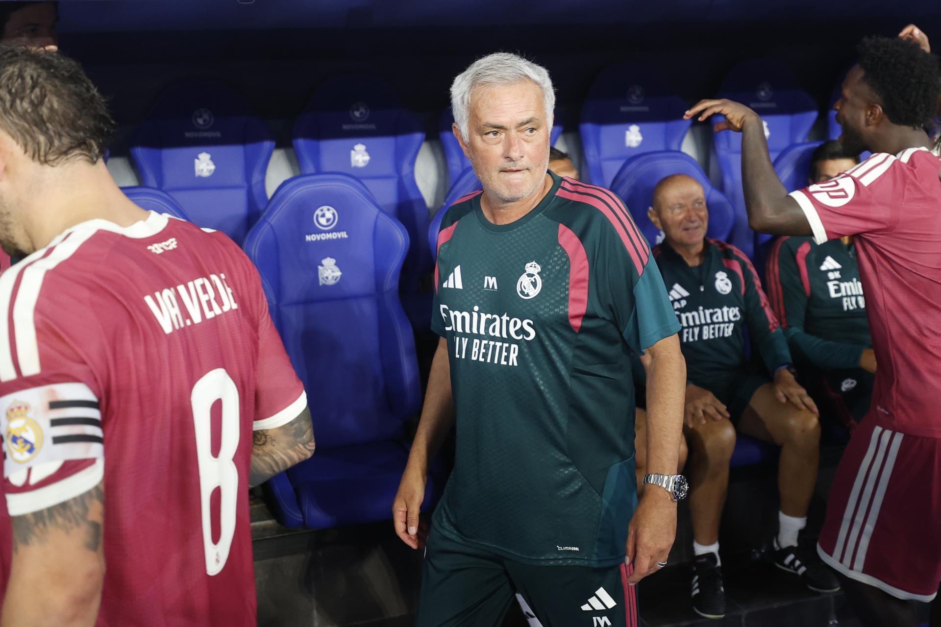Fotografía del pasado 12 de agosto, en la que puede verse al entrenador del Real Madrid, Jose Mourinho, tras el partido del trofeo Teresa Herrera que Deportivo A Coruña y Real Madrid disputaron esta semana en el estadio de Riazor, en A Coruña. EFE/Cabalar