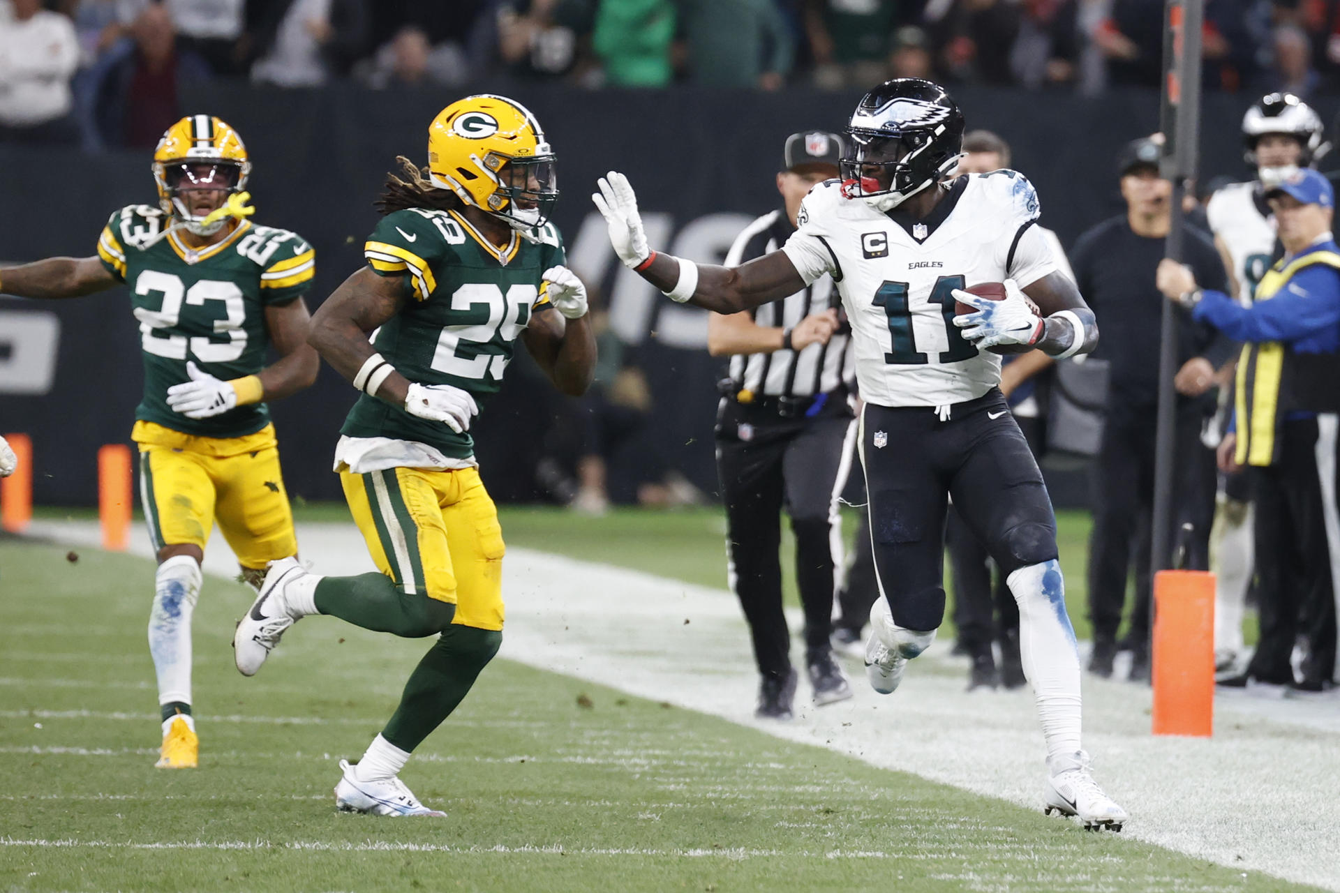 A.J. Brown debuta con Patriots ante el campeón que los derrotó