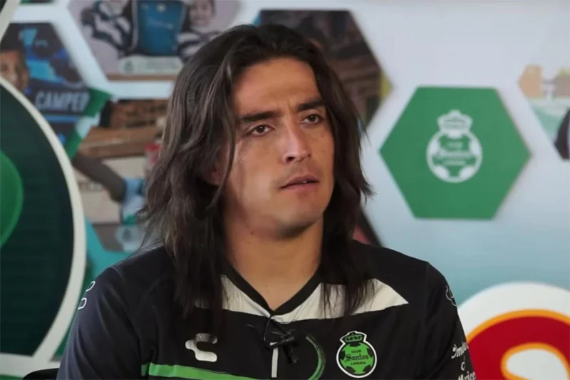 Carlos Acevedo, portero del Santos Laguna