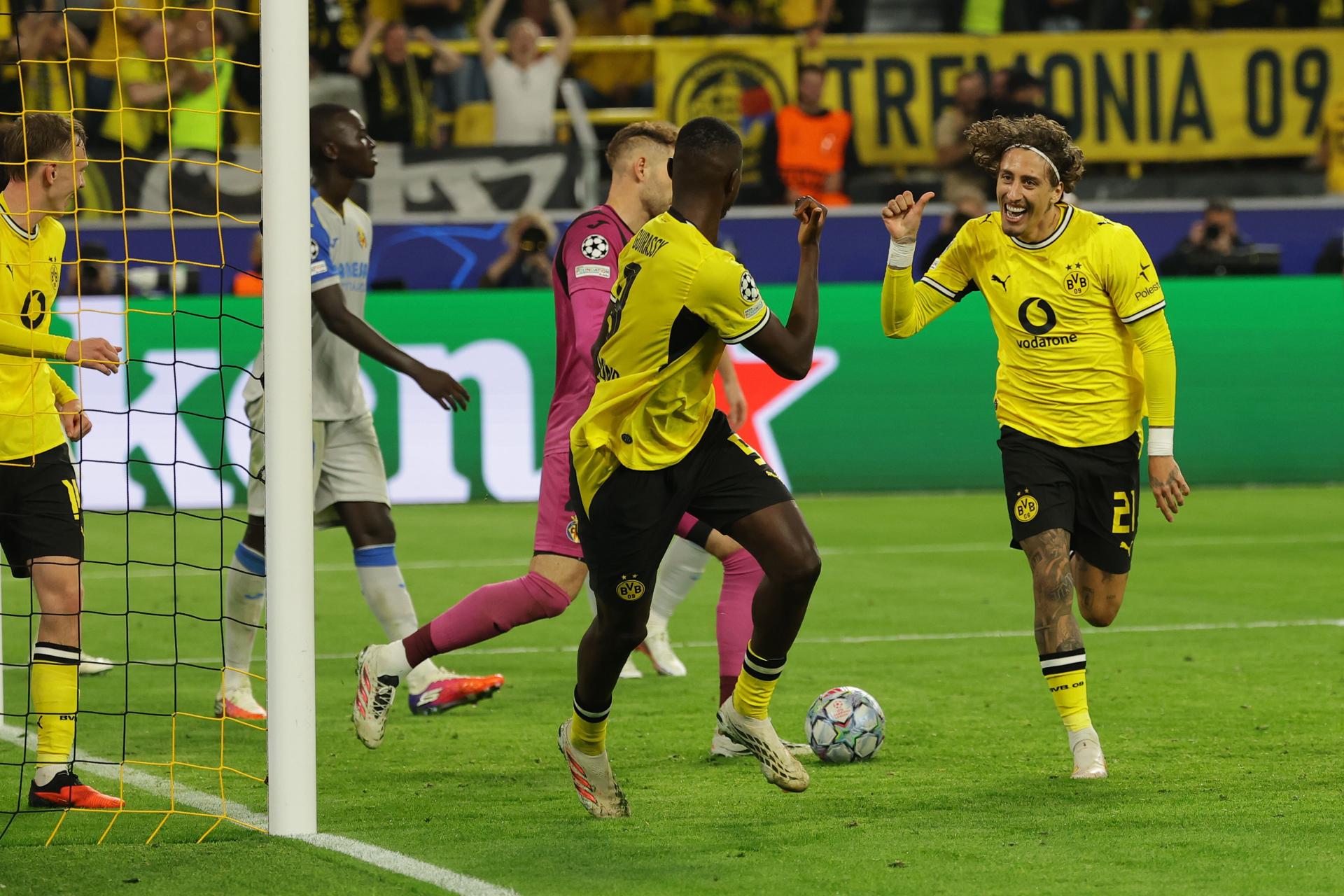 El delantero del Dortmund Serhou Guirassy un gol durante el partido de la fase liga de la UEFA Champions League que han jugado Borussia Dortmund y Villarreal CF en Dortmund, Alemania).EFE/EPA/CHRISTOPHER NEUNDORF